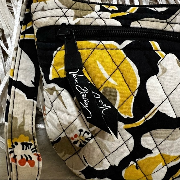 VERA BRADLEY Magnolia Little Lizzy Crossbody Black Yellow White - Picture 10 of 17